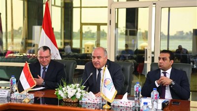 «الداودي» يشارك فاعليات ورشة عمل وضع الرؤية الاستراتيجية لخطة التنمية المحلية المتكاملة للمحافظة