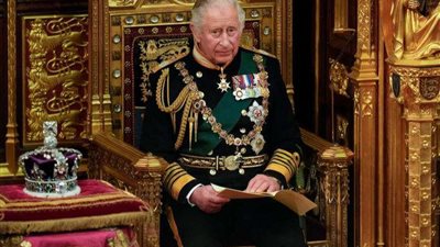 الملك تشارلز يلغي تقليص العائلة الملكية ويخطط لأكبر جولة عالمية