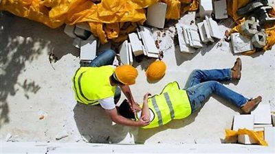 مصرع عامل أصيب بحروق داخل مصنع في الصف