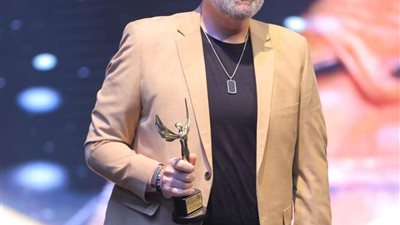 بتصويت الجمهور والنقاد.. تكريم محمد محمود عبد العزيز بجائزة التميز في مهرجان الفضائيات العربية