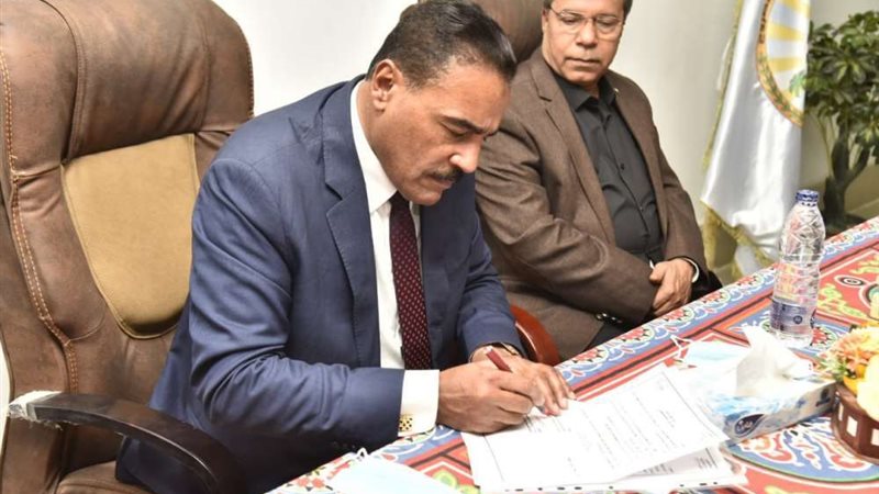 خالد شعيب محافظ مطروح