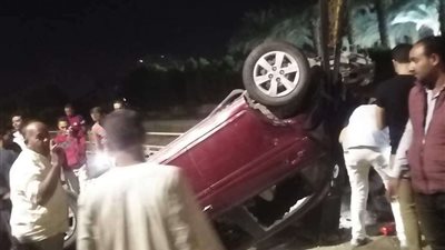 مصرع شخصين في حادث انقلاب ملاكي على الطريق الأوسط بالمنيا الجديدة