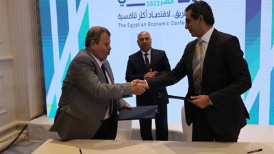 تفاصيل  توقيع وثيقة الشروط الخاصة بعقد إدارة وتشغيل قطارات النوم