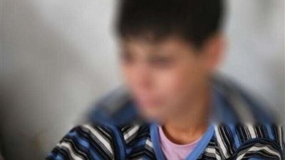 في أول ظهور له.. الطفل السوري ضحية الاغتصاب بلبنان يكشف تفاصيل جديدة