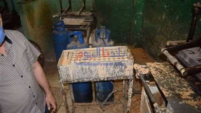 ضبط مصنع آيس كريم بدون ترخيص بمركز أبوقرقاص بالمنيا