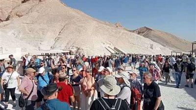 إقبال سياحي كبير تشهده منطقة البر الغربي بالأقصر