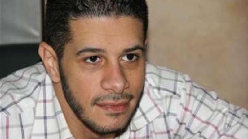 حسام مؤنس