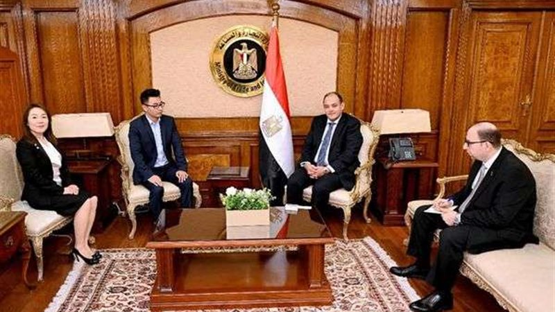 أحمد سمير، وزير التجارة