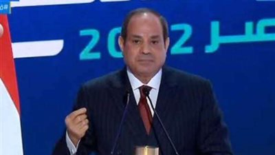 الرئيس السيسي يحيي الجيش لدوره في دعم الدولة وتحقيق التنمية