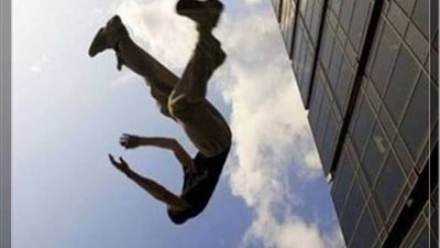 مصرع ربة منزل سقطت من الطابق الرابع بالخصوص