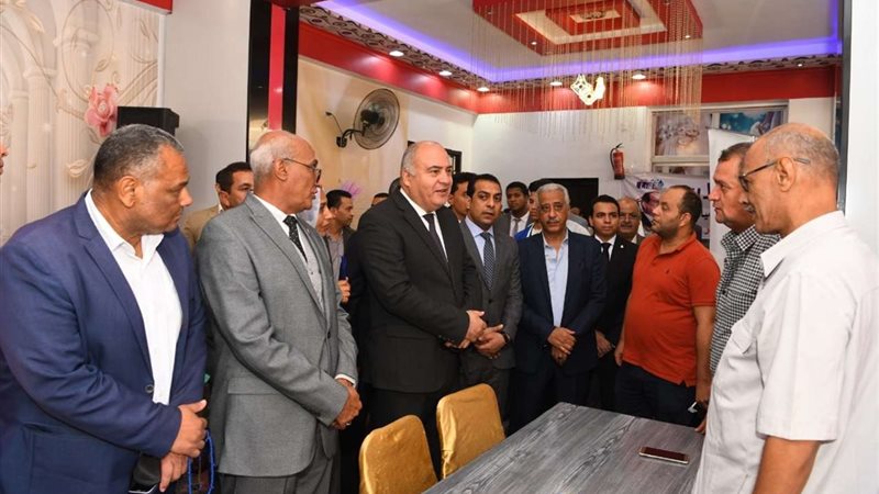 محافظ قنا يعلن عن