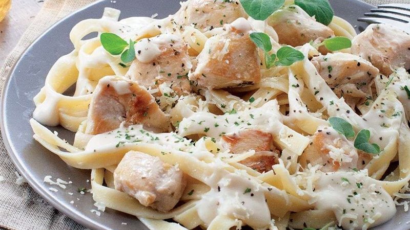 مكرونة بالوايت صوص