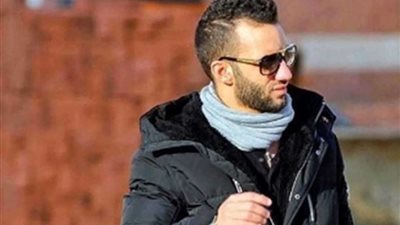أمير مرتضى يشرف على مران الزمالك في الإمارات