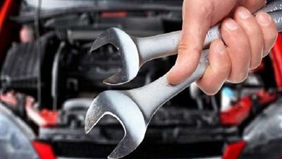 بسبب صيانة السيارات.. شاب يرفض وظيفة حكومية بـ 13 ألف ريال