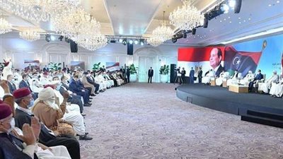 الرئيس السيسي يحذر من تجاوز خط 