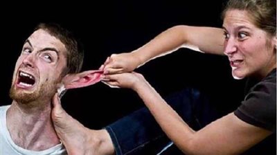 بإصابات واضحة.. ممثل شهير يتعرض للضرب من زوجته