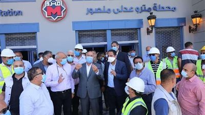 وزير النقل يتابع الاستعدادات النهائية لمحطات المرحلة الرابعة للخط الثالث للمترو