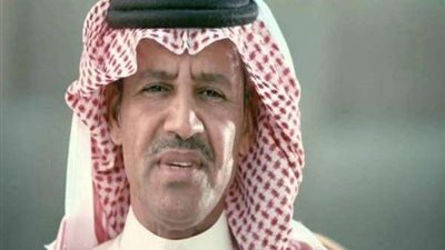 كورونا يتسلل إلى النجوم.. إصابة فنان شهير بالفيروس