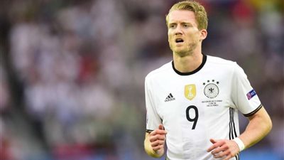 شورله يعلن اعتزاله كرة القدم