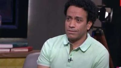 برسالة غامضة.. سامح حسين يثير الجدل عبر 