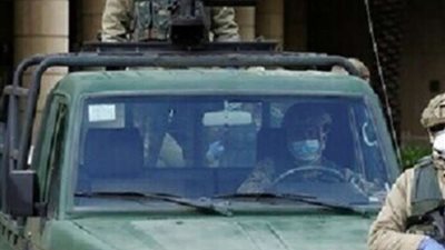 جريمة تهز دولة .. حطم رأس ابنته بحجر  ثم يشرب كوبا من الشاي