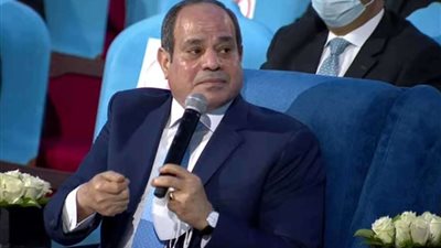 الرئيس السيسي:هناك مشروعات تخص مستلزمات إنتاج لا تحتاج إلى دراسات الجدوي