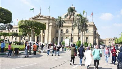 جامعة القاهرة تواصل جهودها لمواجهة انتشار فيروس كورونا