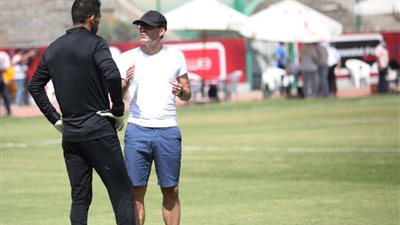 مفاجأه.. صدام حاد بين فايلر وشريف إكرامي