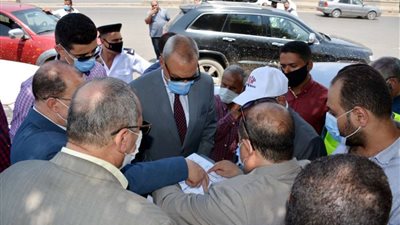 محافظ القليوبية يتفقد مدينتي شبرا الخيمة وشبين القناطر