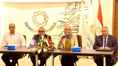 عاشور: ورشة عمل ببحوث الإلكترونيات حول تأهيل معامل المعهد للاعتماد الدولي