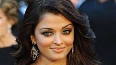 بعد اميتاب باتشان.. إصابة ملكة جمال العالم السابقة ونجمة بوليوود بكورونا