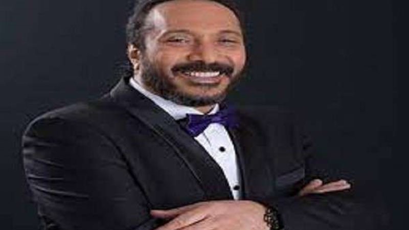 المطرب على الحجار