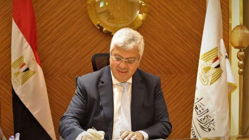 الدكتور محمد ايمن