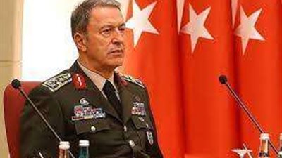 وزير الدفاع التركي يبحث هاتفياً مع نظرائه إعادة استئناف العمل باتفاق الحبوب