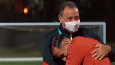 علي معلول  يهنيء محمود الخطيب بعيد ميلاده