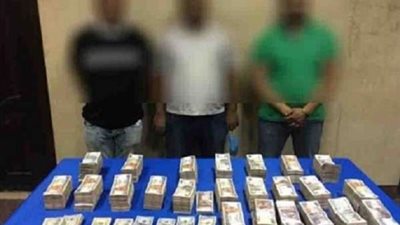 الأموال العامة تكشف ألاعيب تجار النقد الأجنبي الغير مشروع.. فيديو