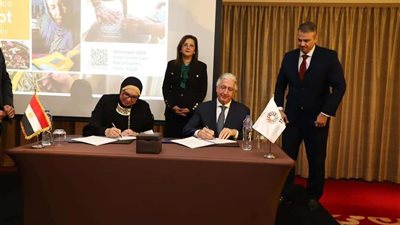 جامع: جهاز تنمية المشروعات يعمل على فتح الأسواق العالمية أمام المنتجات التراثية المتميزة