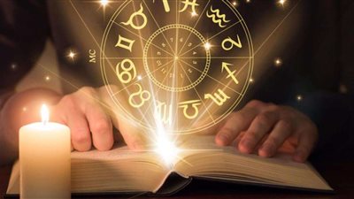 اعرف برجك هيحتفل بالهالوين إزاي.. الدلو هيتغطى وينام