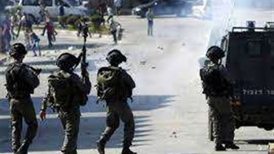 إصابة فلسطيني برصاص قوات الأحتلال الإسرائيلي