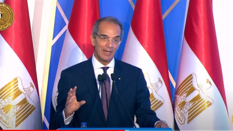 وزير الاتصالات وتكنولوجيا