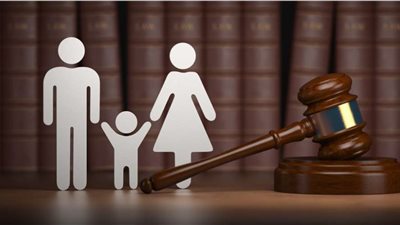 زوج يقيم دعوى قضائية ضد زوجته.. والسبب صادم