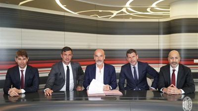 أول تعليق لبيولي بعد تمديد عقده مع ميلان