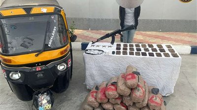 ضبط سلاح ناري وذخيرة وكمية من المخدرات بحوزة عاطل في دمياط