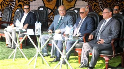 محافظ بورسعيد يشهد تجربة افتراضية لمناورة بحي غرب