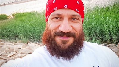 أحمد مكي يؤجل الجزء السادس من 