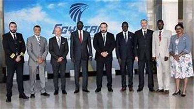 وزير نقل جنوب السودان يجري جولة فى شركة مصر للطيران للصيانة وأكاديمية التدريب