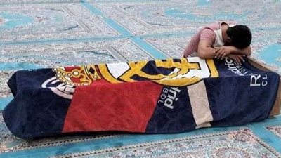 بعلم ريال مدريد .. وصية عراقي  تثير جدلًا واسعًا على الإنترنت | تفاصيل