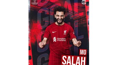 جماهير ليفربول تتغنى بأداء محمد صلاح أمام نابولي: الأعظم على مر العصور