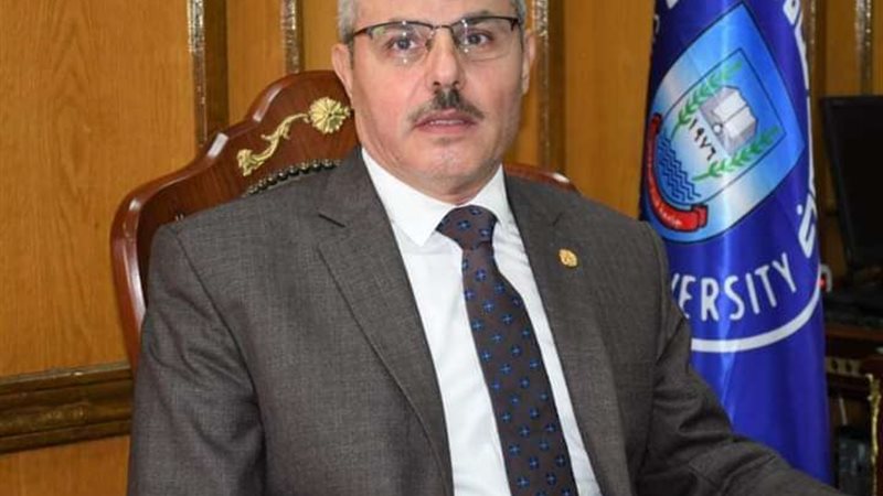 الدكتور ناصر مندور