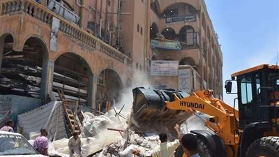 وزير الإسكان: حملة مكبرة لإزالة المخالفات في التجمع الخامس